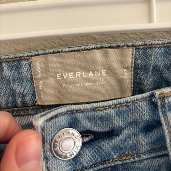 Everlane The Curvy Cheeky Jean size 30 - Picture 2 of 4